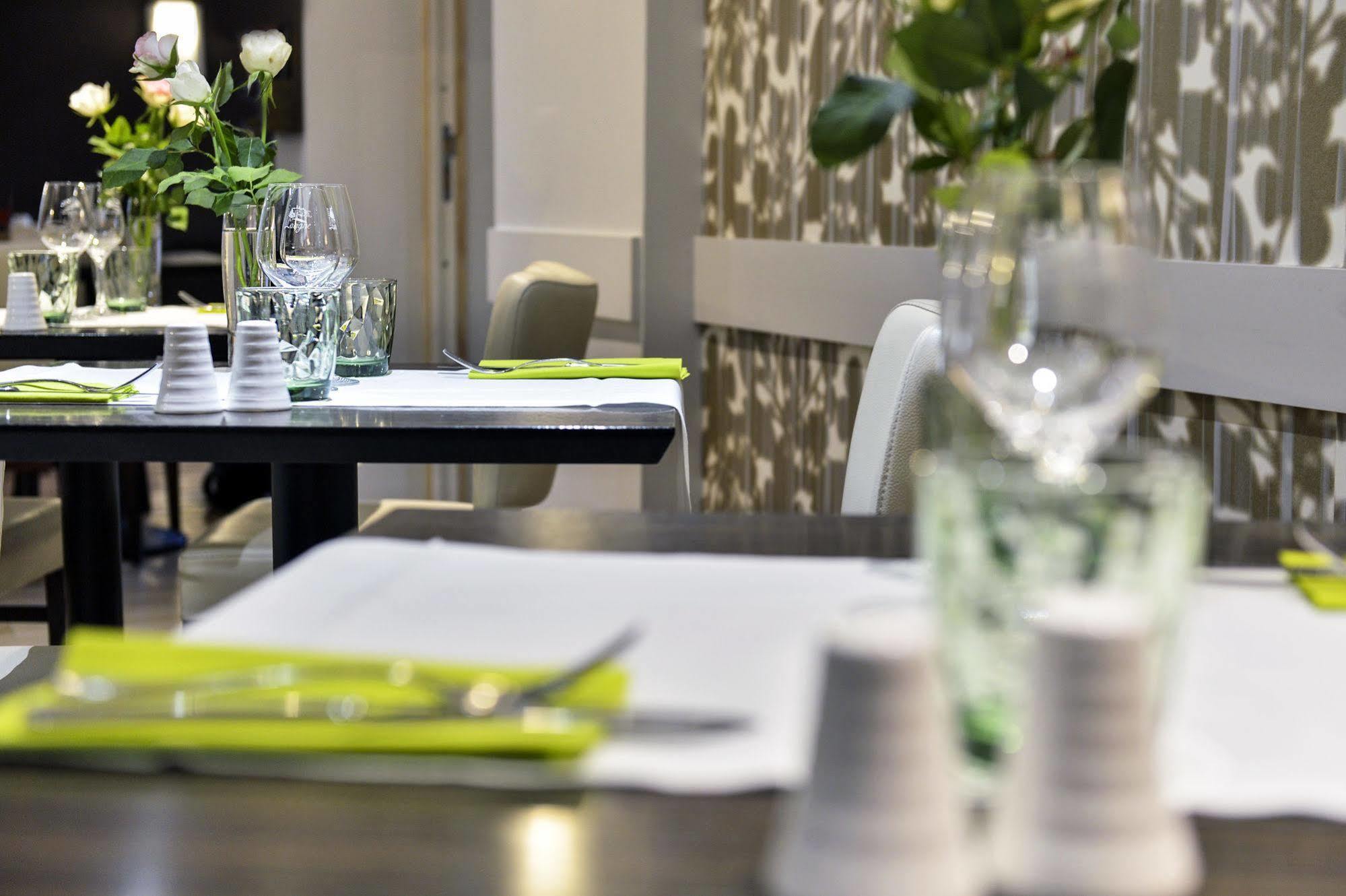 Cristal Hotel Restaurant - Logis Hotels Сомюр Экстерьер фото